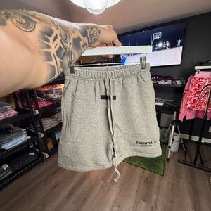 Essentials Shorts (Gray)